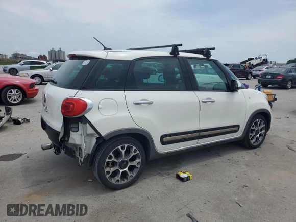 2014 FIAT 500L Trekking with VIN ZFBCFADH0EZ010311, listed as a Copart auction lot 62334095 with 139,917 mi miles and Salvage title. Bid and sale history available at DreamBid. Image 3.