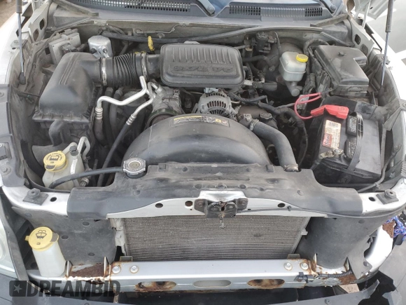 2005 Dodge Dakota ST with VIN 1D7HE28K05S329305, listed as a Copart auction lot 42756455 with 101,545 mi miles and Salvage Title. Bid and sale history available at DreamBid. Image 11.