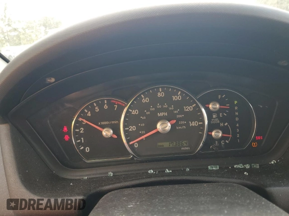 2011 Mitsubishi Galant ES with VIN 4A32B3FF8BE033718, listed as a Copart auction lot 71926214 with 173,864 mi miles and Salvage Title. Bid and sale history available at carsss.com. Image 9.