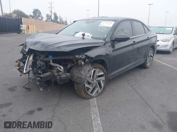 2020 Volkswagen Jetta SEL with VIN 3VWE57BU9LM085726, listed as a IAAI auction lot 41776744 with 81,393 mi miles and . Bid and sale history available at DreamBid. Image 2.