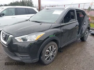 2019 Nissan Kicks SR with VIN 3N1CP5CU8KL566131, listed as a IAAI auction lot 41871449 with 41,041 mi miles and . Bid and sale history available at carsss.com. Image 18.