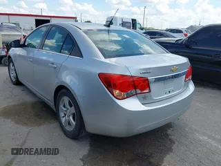 2014 Chevrolet Cruze 1LT with VIN 1G1PC5SB8E7410649, listed as a IAAI auction lot 42582375 with 228,772 mi miles and . Bid and sale history available at DreamBid. Image 3.