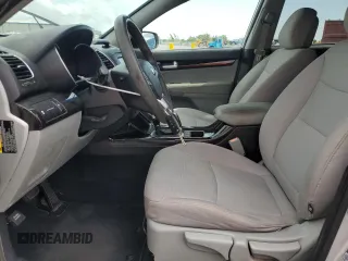 2015 Kia Sorento LX with VIN 5XYKT3A65FG555890, listed as a Copart auction lot 56026125 with 102,034 mi miles and Clean Title. Bid and sale history available at DreamBid. Image 7.