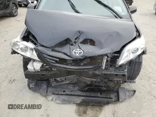 2017 Toyota Sienna L z VIN 5TDZZ3DC1HS786239, wystawiony jako Copart lot #53664265 z przebiegiem Nie podano mil oraz Szkoda całkowita • Salvage title. Historia ofert i sprzedaży dostępna na DreamBid. Obrazek 12.