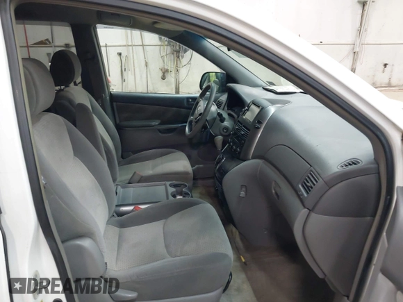 2008 Toyota Sienna with VIN 5TDZK23C98S198105, listed as a IAAI auction lot 41900816 with 165,607 mi miles and . Bid and sale history available at DreamBid. Image 5.