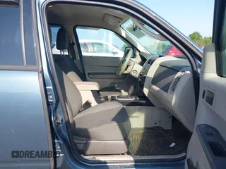 2011 Ford Escape XLS with VIN 1FMCU0C78BKA78085, listed as a IAAI auction lot 42556934 with 118,017 mi miles and . Bid and sale history available at DreamBid. Image 5.