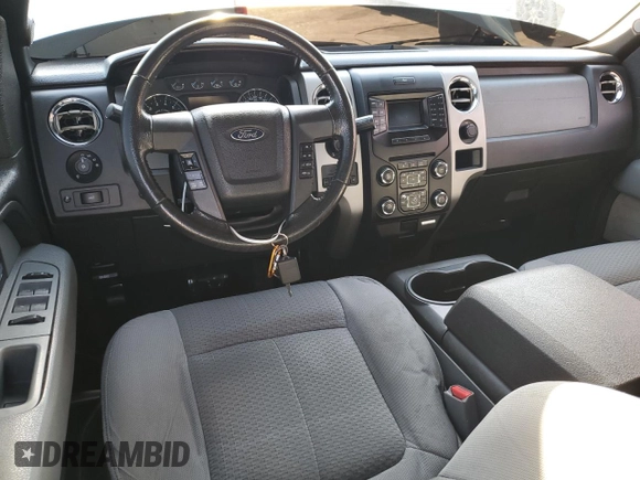 2013 Ford F-150 XL z VIN 1FTFX1CTXDFC92650, wystawiony jako Copart lot #49241845 z przebiegiem 151 128 mil mil oraz Szkoda całkowita • Salvage title. Historia ofert i sprzedaży dostępna na DreamBid. Obrazek 8.