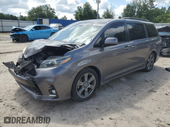 2018 Toyota Sienna SE with VIN 5TDXZ3DC5JS921882, listed as a Copart auction lot 62347815 with 136,472 mi miles and Salvage title. Bid and sale history available at DreamBid. Image 1.