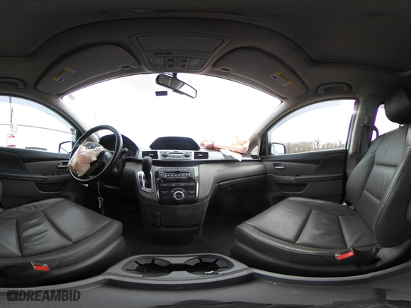 2013 Honda Odyssey Touring with VIN 5FNRL5H96DB089336, listed as a IAAI auction lot 41527990 with 128,770 mi miles. Bid and sale history available at carsss.com. Image 18.