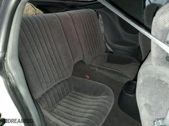 1998 Pontiac Firebird with VIN 2G2FS22KXW2207621, listed as a Copart auction lot 82717434 with 63,973 mi miles and Salvage Title. Bid and sale history available at carsss.com. Image 10.