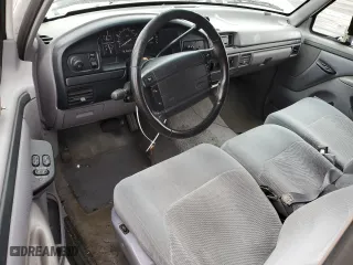 1996 Ford F-150 Special with VIN 1FTEF15NXTLA33511, listed as a Copart auction lot 84913654 with 143,262 mi miles and Clean Title. Bid and sale history available at carsss.com. Image 8.