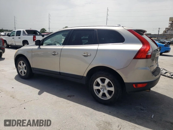 2012 Volvo XC60 3.2L z VIN YV4952DL5C2282067, wystawiony jako Copart lot #45854725 z przebiegiem 248 826 mil mil oraz Szkoda całkowita • Salvage title. Historia ofert i sprzedaży dostępna na DreamBid. Obrazek 3.