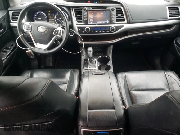 2018 Toyota Highlander SE with VIN 5TDJZRFH9JS528291, listed as a Copart auction lot 56568275 with 74,619 mi miles and Salvage title. Bid and sale history available at DreamBid. Image 8.