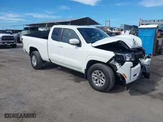 2024 Nissan Frontier S with VIN 1N6ED1CM1RN660317, listed as a IAAI auction lot 41086992 with 4,933 mi miles. Bid and sale history available at carsss.com. Image 1.