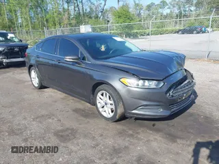 2016 Ford Fusion SE with VIN 1FA6P0HD7G5132981, listed as a IAAI auction lot 41958940 with 146,245 mi miles. Bid and sale history available at carsss.com. Image 1.