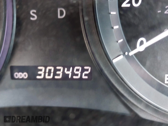 2008 Lexus ES 350 with VIN JTHBJ46G982221631, listed as a IAAI auction lot 41931159 with 303,492 mi miles. Bid and sale history available at carsss.com. Image 7.