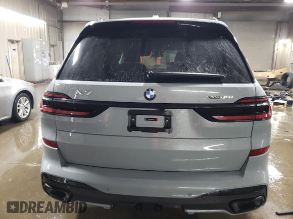 2024 BMW X7 xDrive40i with VIN 5UX23EM04R9V15436, listed as a Copart auction lot 46265095 with 5,504 mi miles and Salvage Title. Bid and sale history available at carsss.com. Image 6.