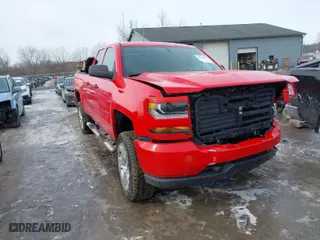 2017 Chevrolet Silverado 1500 Custom with VIN 1GCVKPEC1HZ333178, listed as a IAAI auction lot 41572561 with 234,641 mi miles. Bid and sale history available at carsss.com. Image 1.
