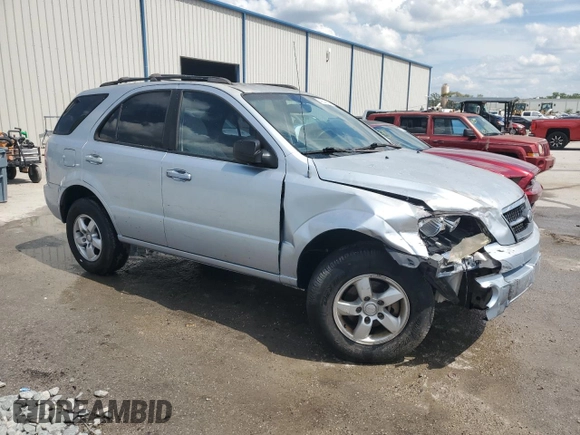 2006 Kia Sorento LX with VIN KNDJD733365591766, listed as a Copart auction lot 49040625 with 141,945 mi miles and Salvage Title. Bid and sale history available at DreamBid. Image 4.