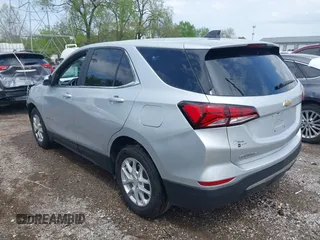 2022 Chevrolet Equinox LT z VIN 3GNAXKEV3NL135782, wystawiony jako IAAI lot #42155088 z przebiegiem 41 785 mil mil oraz . Historia ofert i sprzedaży dostępna na DreamBid. Obrazek 3.