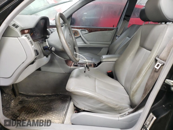 2001 Mercedes-Benz E-Class AWD with VIN WDBJF82J11X056639, listed as a Copart auction lot 49428325 with 145,218 mi miles and Salvage Title. Bid and sale history available at carsss.com. Image 7.