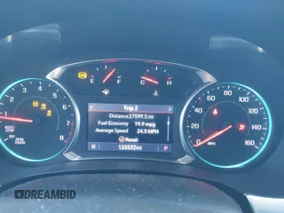 2020 Chevrolet Traverse LT z VIN 1GNEVHKW8LJ108105, wystawiony jako IAAI lot #41854348 z przebiegiem 153 532 mil mil oraz . Historia ofert i sprzedaży dostępna na DreamBid. Obrazek 7.