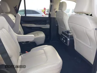 2018 Ford Expedition Platinum with VIN 1FMJU1LT3JEA51867, listed as a IAAI auction lot 40509097 with 1 mi miles. Bid and sale history available at carsss.com. Image 8.