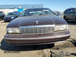 1995 Chevrolet Caprice z VIN 1G1BL52W3SR150934, wystawiony jako Copart lot #75098494 z przebiegiem 73 721 mil mil oraz Czysty tytuł • Clean title. Historia ofert i sprzedaży dostępna na DreamBid. Obrazek 5.