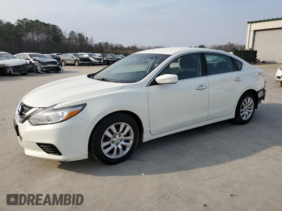 2016 Nissan Altima S with VIN 1N4AL3APXGC243743, listed as a Copart auction lot 43975235 with 192,595 mi miles and Salvage Title. Bid and sale history available at carsss.com. Image 1.