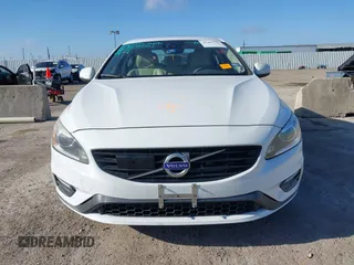 2017 Volvo S60 Dynamic with VIN YV126MFLXH2433058, listed as a IAAI auction lot 41487775 with 131,006 mi miles. Bid and sale history available at carsss.com. Image 13.