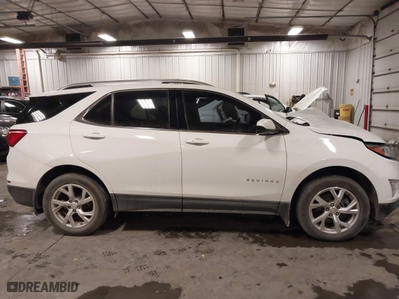 2020 Chevrolet Equinox LT with VIN 2GNAXVEX1L6220009, listed as a IAAI auction lot 41647476 with 161,913 mi miles. Bid and sale history available at carsss.com. Image 13.