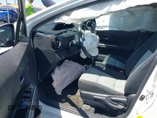 2015 Toyota Prius One with VIN JTDKDTB34F1112714, listed as a IAAI auction lot 42019567 with 163,411 mi miles and . Bid and sale history available at carsss.com. Image 5.