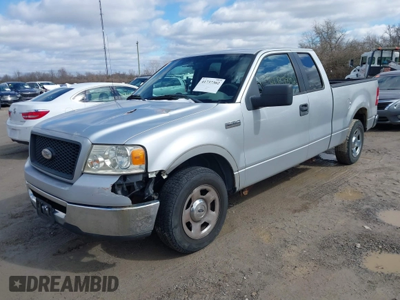 2006 Ford F-150 XL with VIN 1FTPX12V96FB66189, listed as a IAAI auction lot 41737302 with 164,752 mi miles. Bid and sale history available at carsss.com. Image 2.