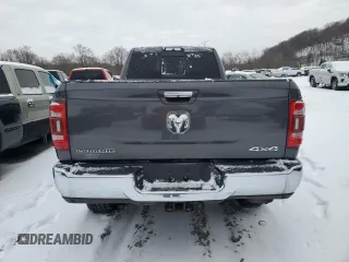 2019 Ram 2500 z VIN 3C6UR5KJ0KG571309, wystawiony jako Copart lot #86151134 z przebiegiem 76 444 mil mil oraz Szkoda całkowita • Salvage title. Historia ofert i sprzedaży dostępna na DreamBid. Obrazek 6.