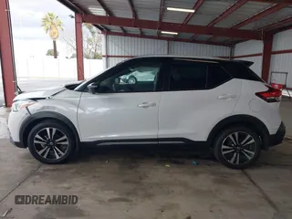 2020 Nissan Kicks SR with VIN 3N1CP5DV4LL555345, listed as a IAAI auction lot 41583234 with 68,864 mi miles and . Bid and sale history available at DreamBid. Image 15.