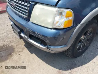 2002 Ford Explorer XLT z VIN 1FMZU73E62ZA22171, wystawiony jako IAAI lot #42600040 z przebiegiem 176 134 mil mil oraz . Historia ofert i sprzedaży dostępna na DreamBid. Obrazek 6.