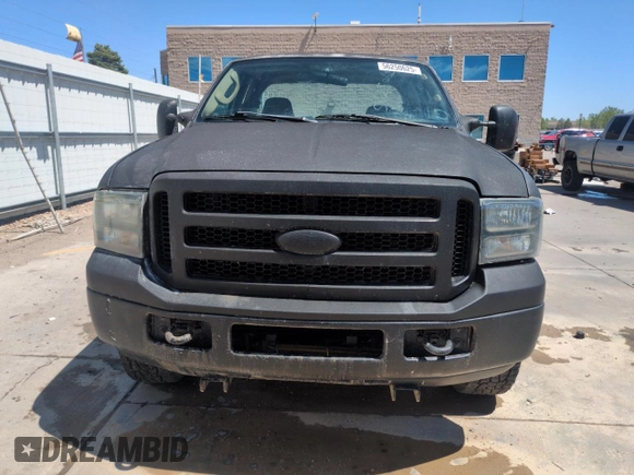 2005 Ford F-250 XL с VIN 1FTSX21595EC29006, выставлен на аукционе Copart как лот 56250625 с пробегом 318 377 миль миль и Чистый • Clean title. История ставок и продаж доступна на DreamBid. Изображение 5.