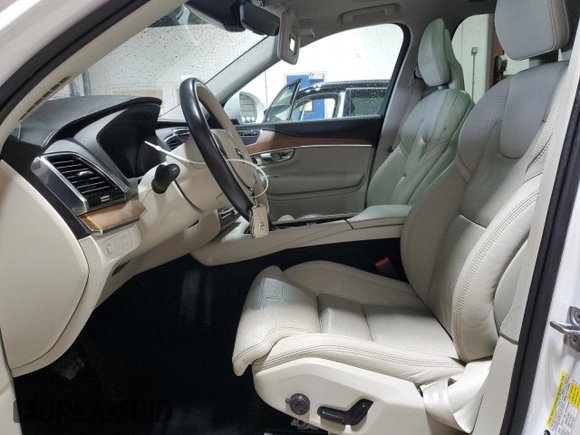 2017 Volvo XC90 Inscription с VIN YV4A22PL1H1186161, выставлен на аукционе Copart как лот 54742725 с пробегом 74 124 миль миль и Списание • Salvage title. История ставок и продаж доступна на DreamBid. Изображение 7.