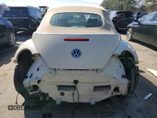 2010 Volkswagen Beetle Final Edition с VIN 3VWRW3AL0AM005940, выставлен на аукционе Copart как лот 49584805 с пробегом 95 727 миль миль и Списание • Salvage title. История ставок и продаж доступна на DreamBid. Изображение 6.