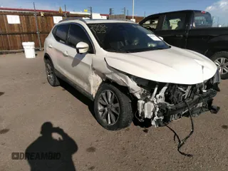 2017 Nissan Rogue Sport SL with VIN JN1BJ1CR4HW122863, listed as a IAAI auction lot 41673471 with 64,481 mi miles. Bid and sale history available at carsss.com. Image 1.