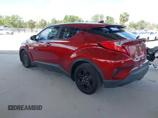2018 Toyota C-HR XLE with VIN NMTKHMBX0JR058660, listed as a IAAI auction lot 41929790 with 136,358 mi miles. Bid and sale history available at carsss.com. Image 3.