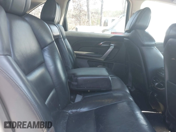 2011 Acura MDX with VIN 2HNYD2H22BH535672, listed as a IAAI auction lot 41647709 with 177,547 mi miles. Bid and sale history available at carsss.com. Image 8.
