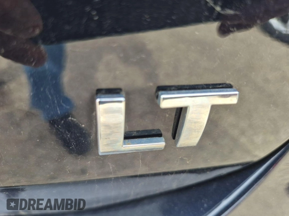 2020 Chevrolet Equinox LT with VIN 2GNAXJEV0L6238170, listed as a IAAI auction lot 42239637 with 91,153 mi miles and . Bid and sale history available at DreamBid. Image 1.