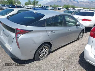2018 Toyota Prius Two with VIN JTDKBRFU3J3068097, listed as a IAAI auction lot 42178684 with 335,391 mi miles and . Bid and sale history available at DreamBid. Image 13.