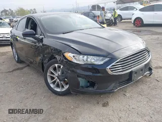 2020 Ford Fusion Hybrid SE with VIN 3FA6P0LU5LR267231, listed as a IAAI auction lot 41778162 with 76,817 mi miles. Bid and sale history available at carsss.com. Image 1.