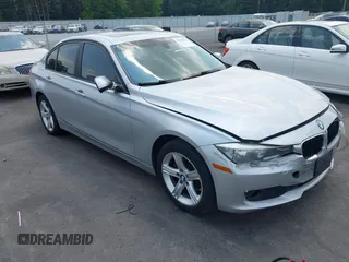 2014 BMW 3 Series 328i xDrive с VIN WBA3B5C58EP543698, выставлен на аукционе IAAI как лот 42417625 с пробегом 237 150 миль миль и . История ставок и продаж доступна на DreamBid. Изображение 1.