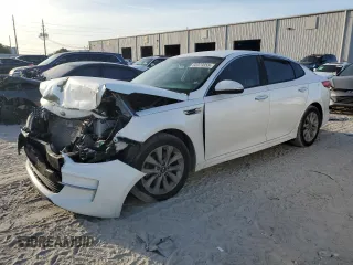 2016 Kia Optima EX with VIN 5XXGU4L35GG064804, listed as a Copart auction lot 60029855 with 104,452 mi miles and Salvage title. Bid and sale history available at DreamBid. Image 1.