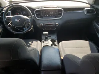 2019 Kia Sorento LX with VIN 5XYPGDA32KG439451, listed as a Copart auction lot 53784265 with 73,420 mi miles and Salvage Title. Bid and sale history available at carsss.com. Image 8.