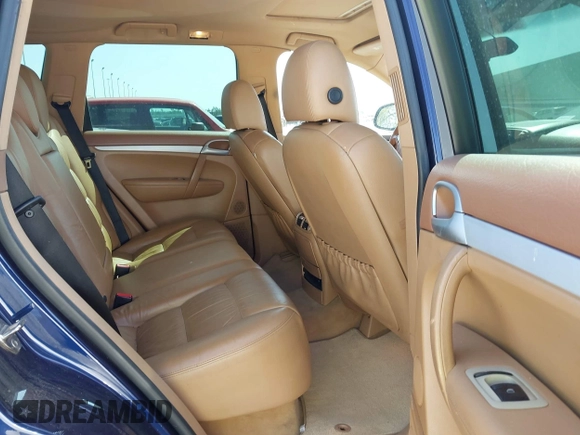 2006 Porsche Cayenne with VIN WP1AA29P86LA26221, listed as a IAAI auction lot 41863670 with 136,359 mi miles. Bid and sale history available at carsss.com. Image 8.