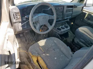 2007 Chevrolet Express Cargo z VIN 1GCFG15X871251452, wystawiony jako Copart lot #60542685 z przebiegiem 278 825 mil mil oraz Szkoda całkowita • Salvage title. Historia ofert i sprzedaży dostępna na DreamBid. Obrazek 8.